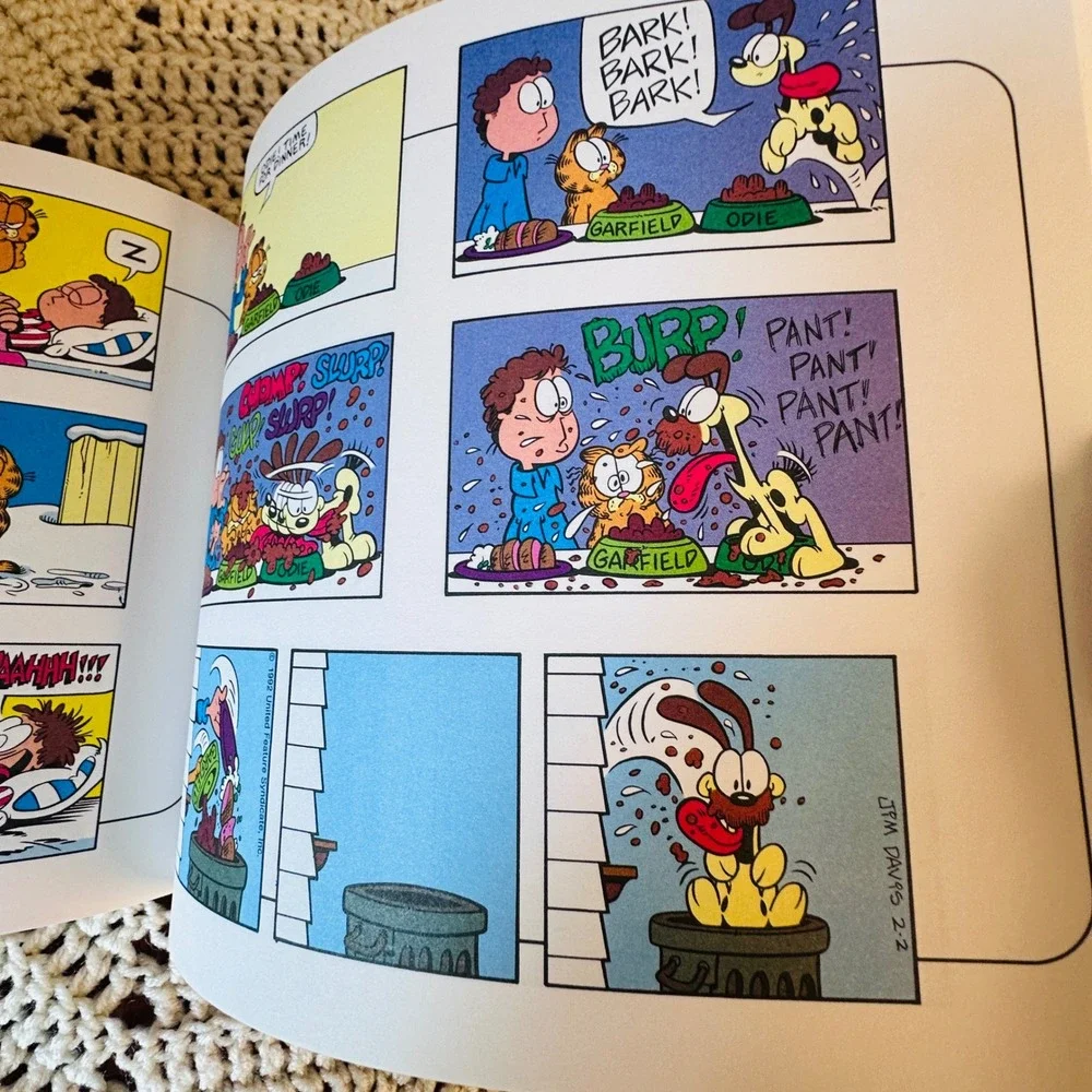 The 7th Garfield Treasury Jim Davis Sunday Comics Collection 1993 Paperback